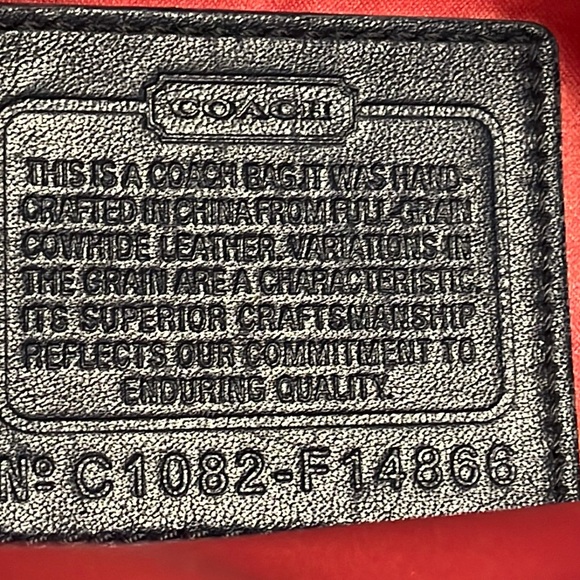 COACH LAURA Spectator Cream and Navy Blue Gently used purse. Great condition. - Picture 3 of 9